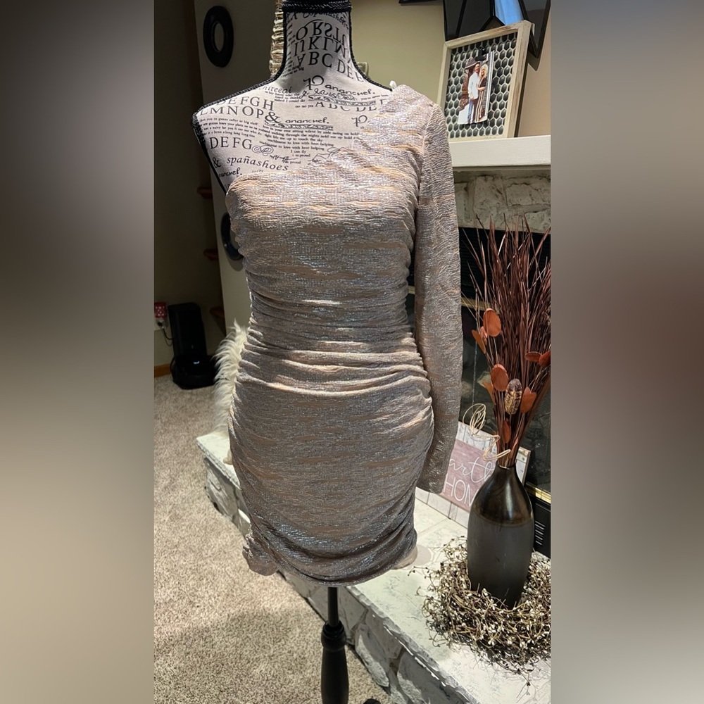 Gold Ruched Bodycon Dress with Long Sleeve Dolman Sleeves for Night Out